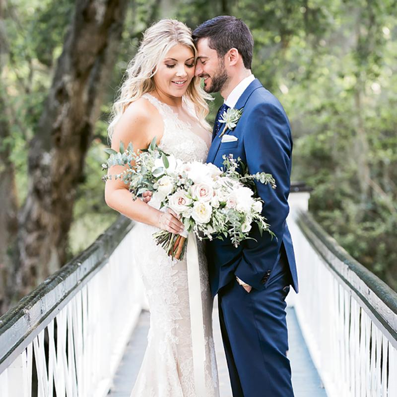 Click if you love wedding guests in dapper hats, a Southern garden ...