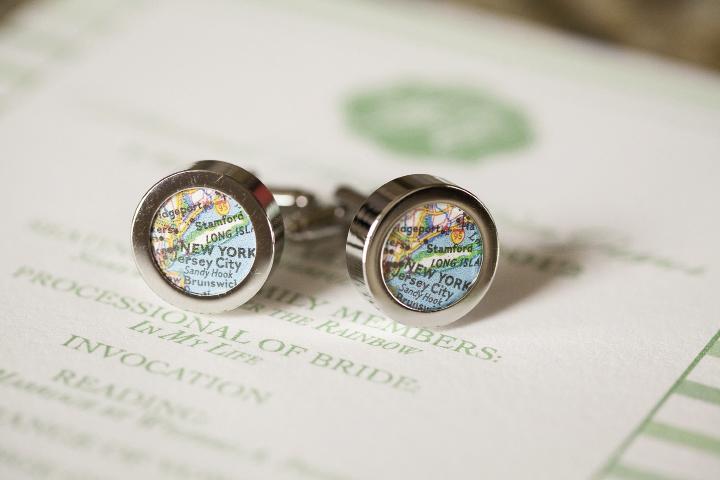 ON THE LINKS: Groomsmen got in on the pattern play when Evan gifted cuff links bearing a map of the Big Apple, his hometown.
