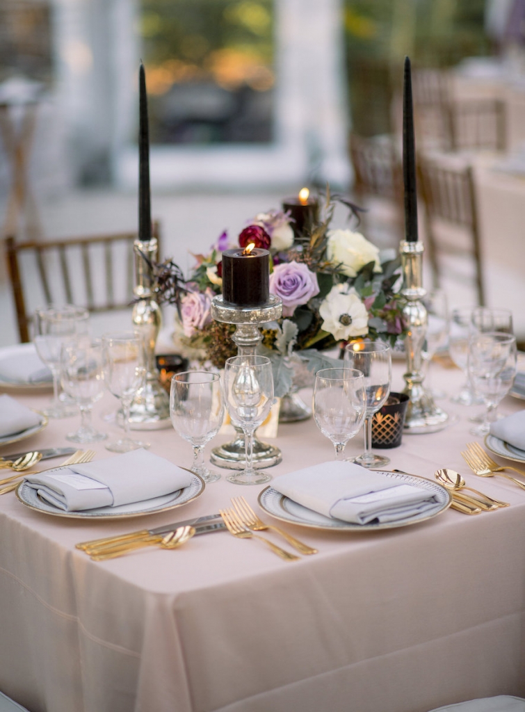 Wedding design by A Charleston Bride. China and stemware from Snyder Events. Linens from BBJ Linens. Florals by Stems Floral Design by Jonie Larosee. Image by Timwill Photography.