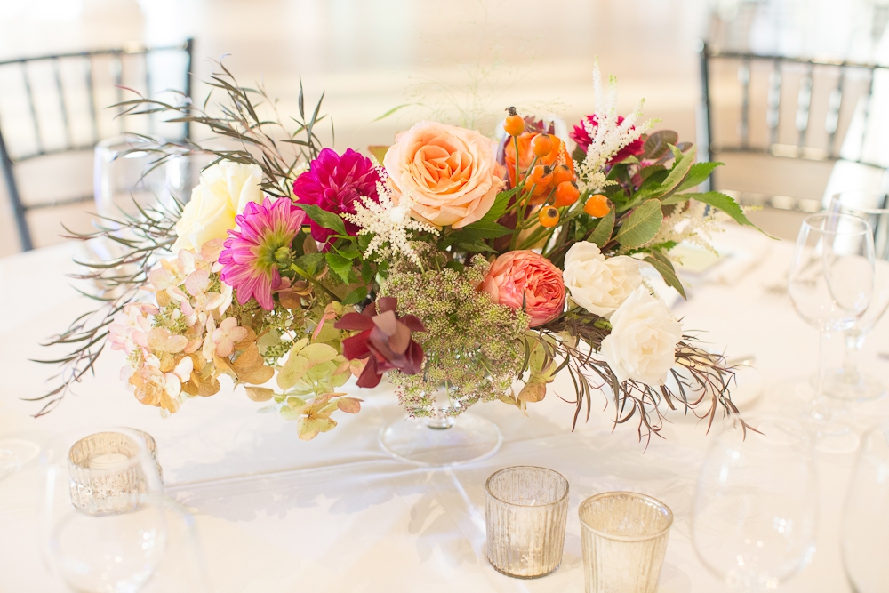 Florals by Charleston Stems. Photograph by Captured by Kate.