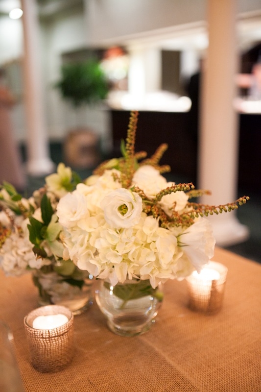 Florals by EM Creative Floral. Image by Ashley Seawell Photography.