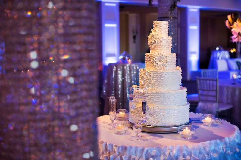 Wedding, Floral Design &amp; Coordination by Events by Design. Cake by Wedding Cakes by Jim Smeal. Image by VISIO Photography at Daniel Island Club.