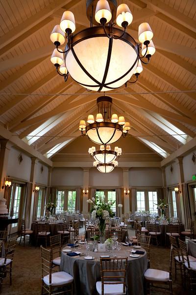 HIGH-END: The evening’s color scheme complemented the River House Ballroom’s white and beige interior.