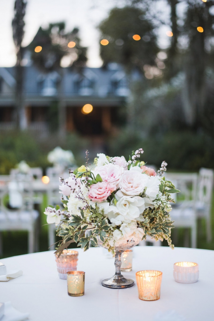 Florals by Out of the Garden. Image by Clay Austin Photography at Magnolia Plantation &amp; Gardens.
