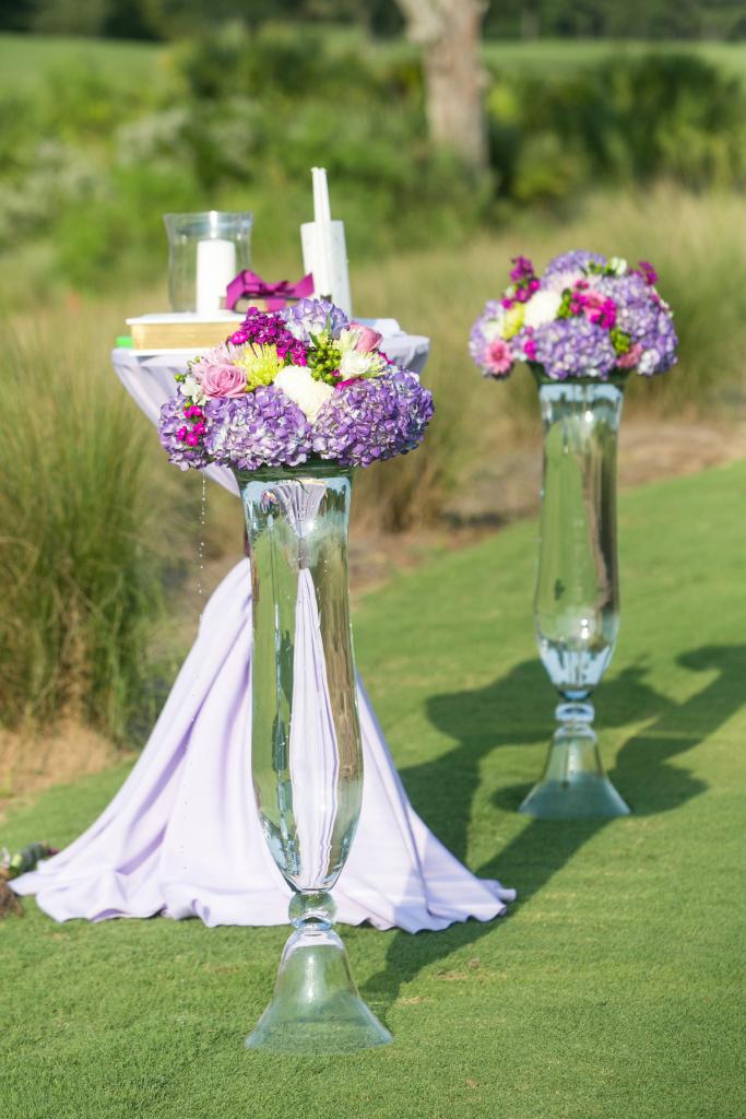 Wedding design by Karen Porreca of Simply Eventful Charleston. Florals by OK Florist. Rentals and linens by EventWorks. Photograph by Dana Cubbage Weddings at the Daniel Island Club.