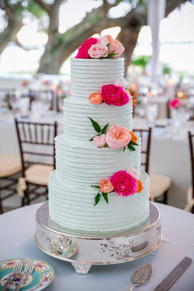 Cake by Jessica Grossman for Patrick Properties Hospitality Group. Florals by Branch Design Studio. Wedding design by Pure Luxe Bride. Image by Dana Cubbage Weddings at Lowndes Grove Plantation.