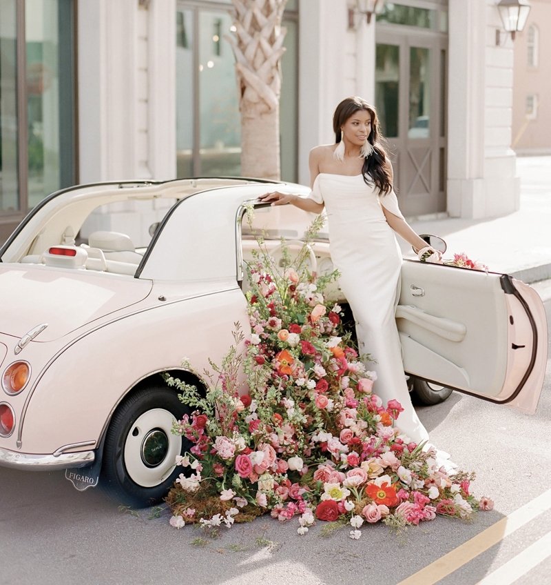 A gorgeous model, an iconic location, and one very cute car: When wedding creatives follow their bliss.