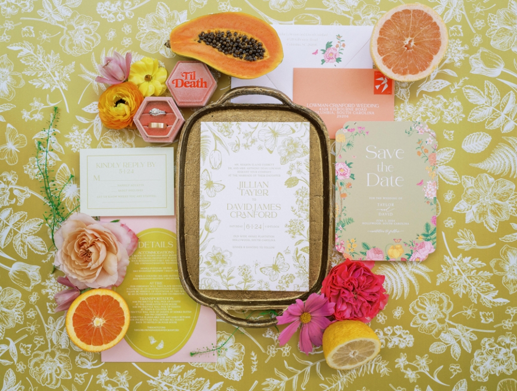 Viri Lovely Designs carried the day’s citrus palette into the paper suite.