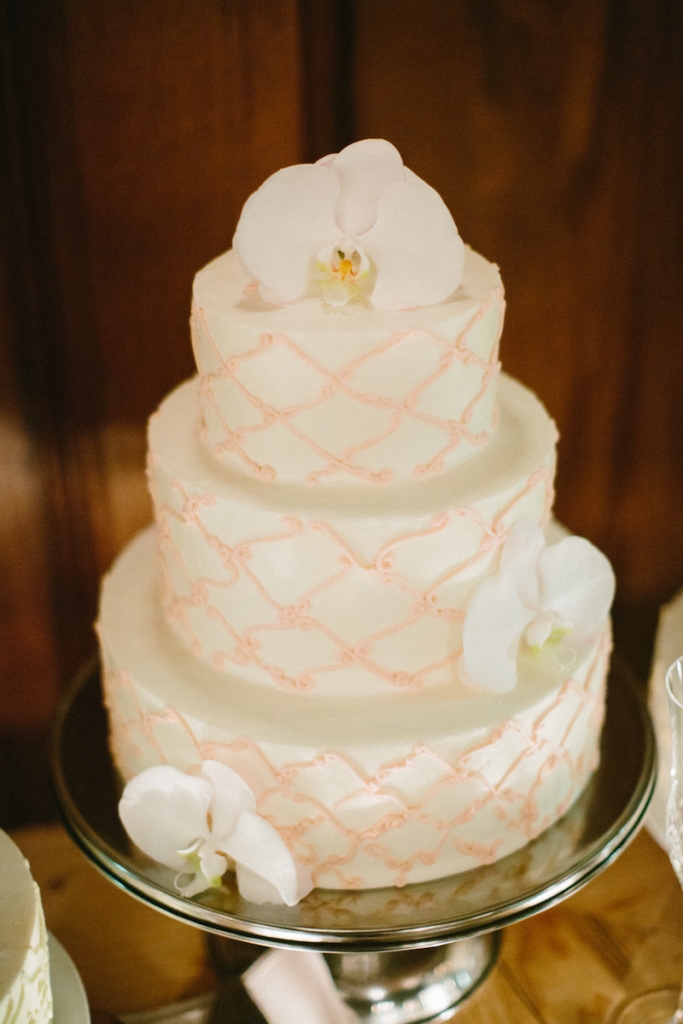 Cakes by Twenty Six Divine. Image by Clay Austin Photography at Harborside East.