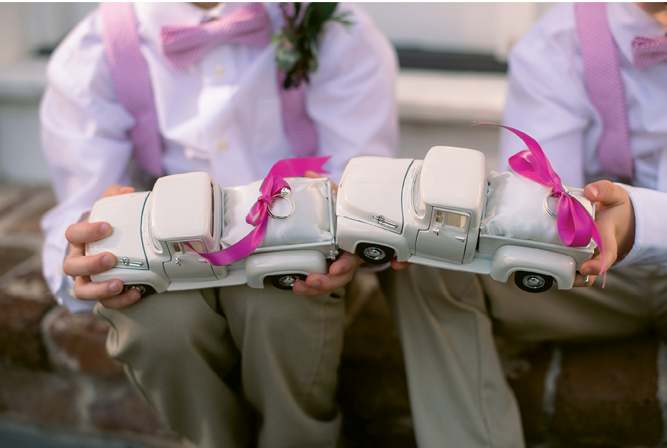 As an incentive (read: bribe) for Justin’s cousins to nail their ring bearer duties, Caroline plied them with vintage toy “ring pillows” she found on Etsy. It was perfect, she says, for the pair of “little country boy truck lovers.”